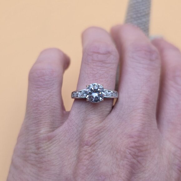 Size 8 Sterling Silver Brilliant Cubic Zirconia Gems Ring A5109 - Picture 5 of 10